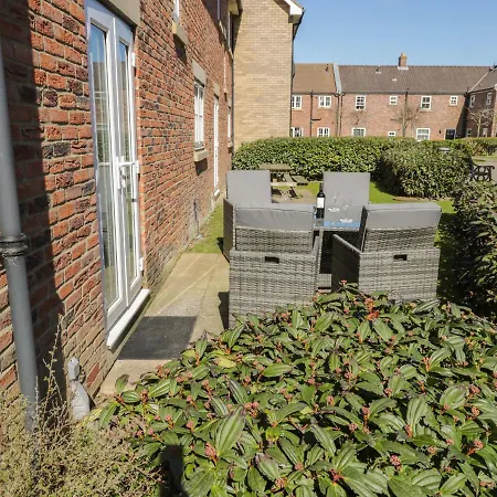 Holiday home Blue Skye, 17 Talisker Walk