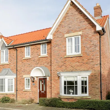 Holiday home Blue Skye, 17 Talisker Walk Filey